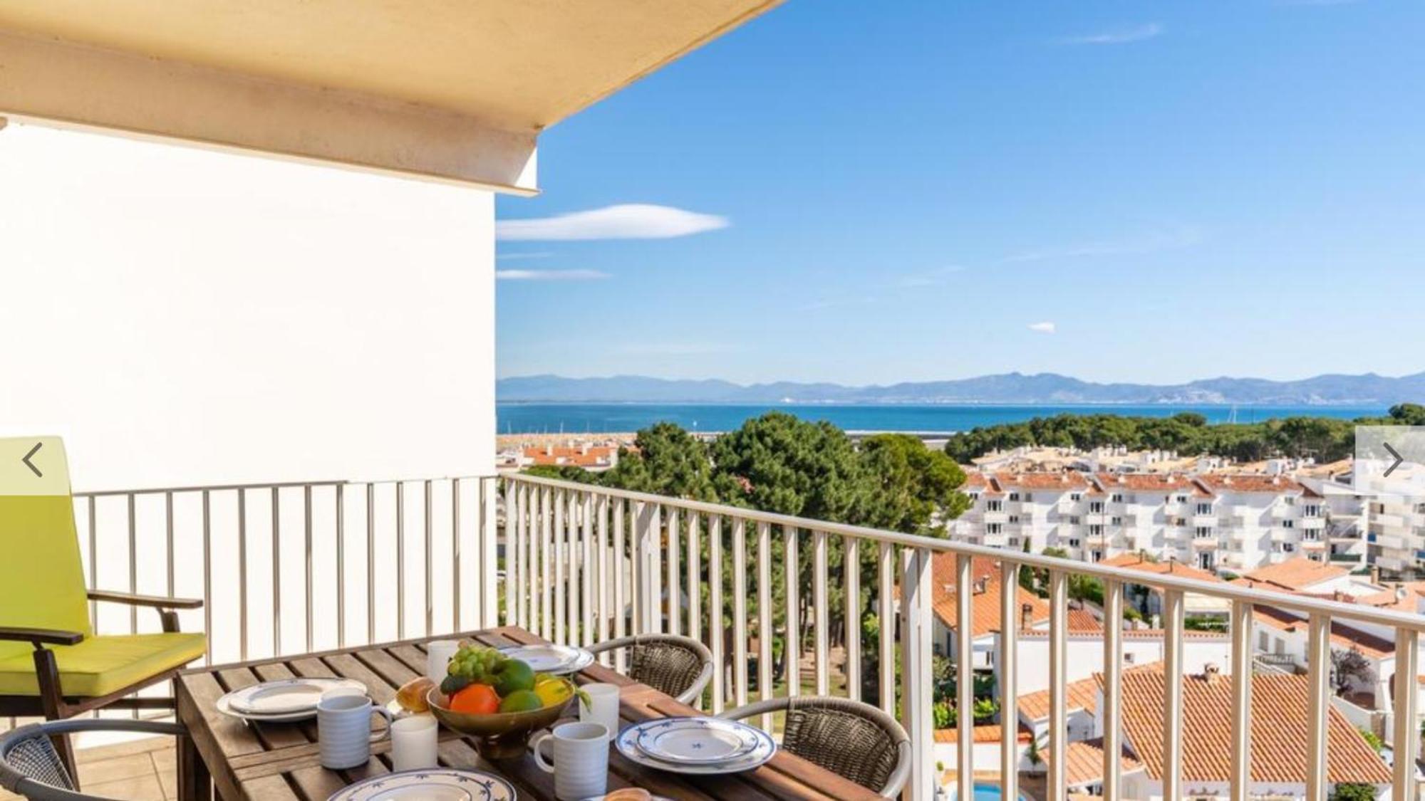 L' Escala Orsa-Atico Con Vista Al Mar Y Piscina 아파트 외부 사진